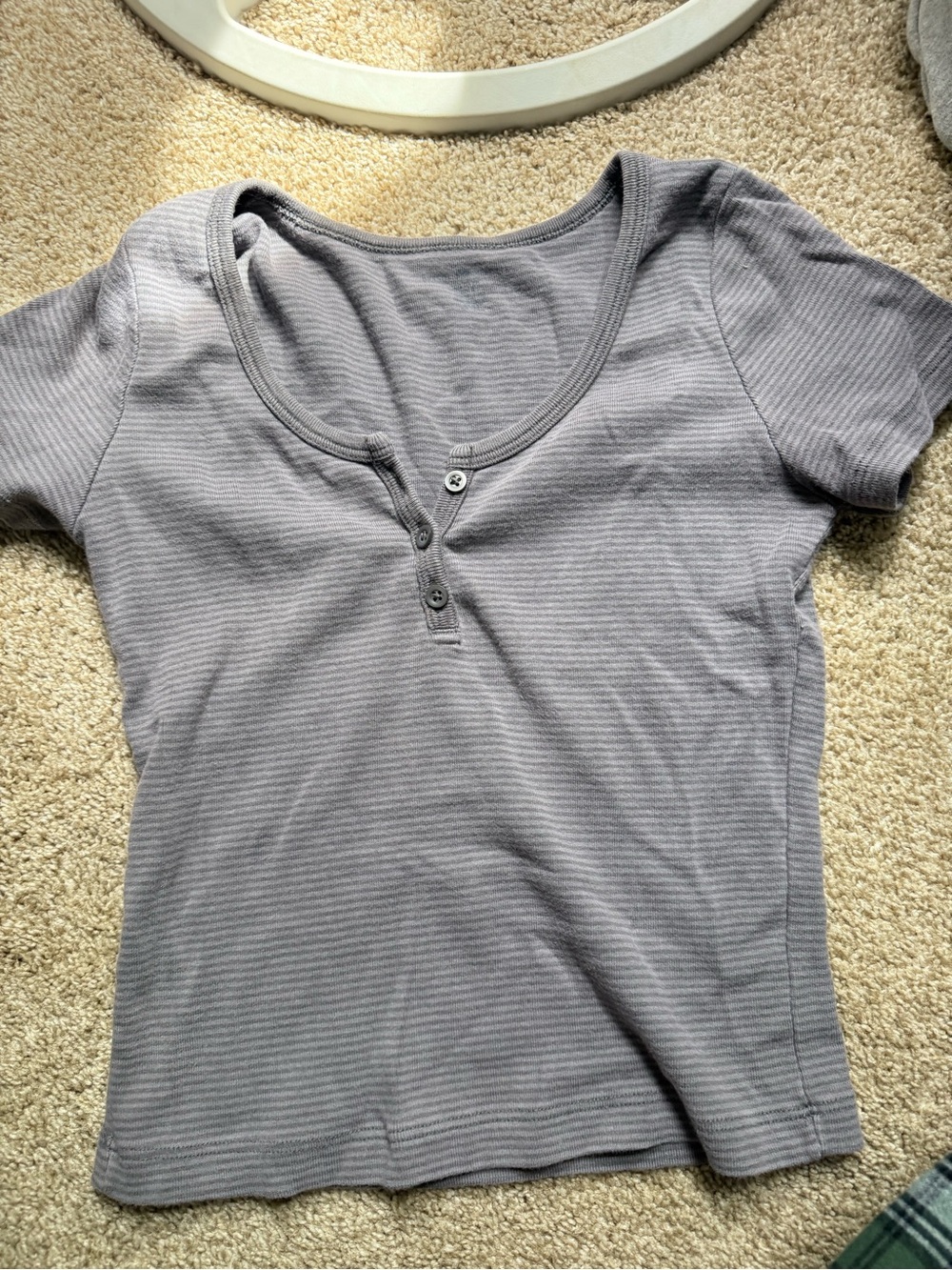 Brandy Melville Gray Ribbed Short-Sleeve Henley Tee